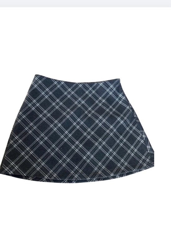 Dresses & Skirts - Plaid A-Line Skirt - Black and Gray